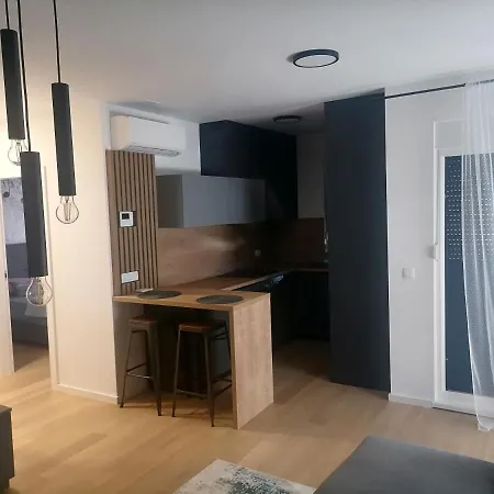 Piano Penthouse Apartment *